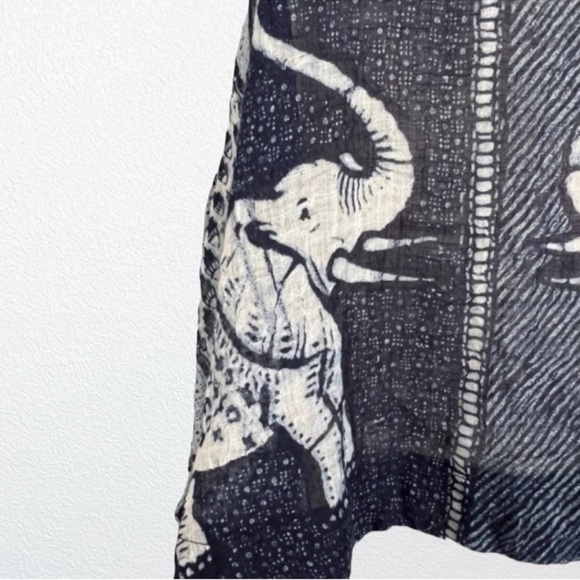 Free People Boho Festival Beachy Baby Ride Easy Elephant Tank SZ S Blue/White - Picture 8 of 12